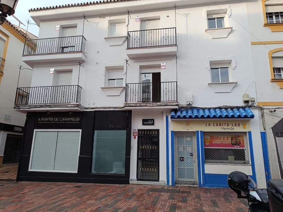 Bonito Apt. En Casco Historico Marbella Bagian luar foto